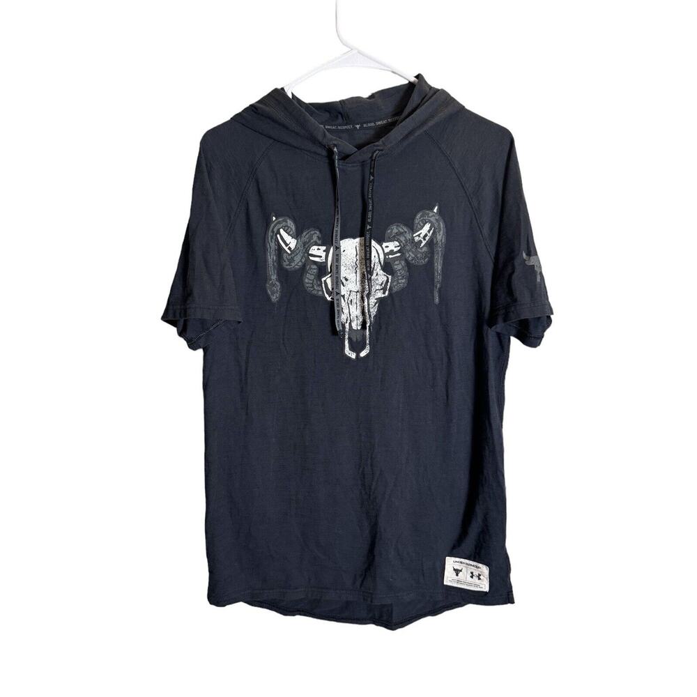 Under Armour Mens Project Rock Skull Hooded T-Shirt Loose Fit, Size Small